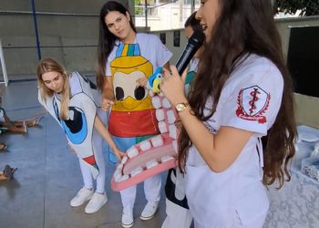 Mais de 3 mil estudantes participam de ação de prevenção à cárie em Nova Venécia