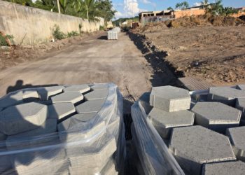 Ordem de Serviço é assinada e obras de pavimentação já começam no bairro Aeroporto