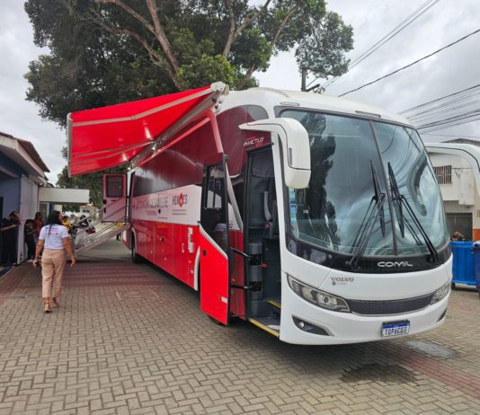 Novo ônibus do HEMOES coleta 67 bolsas de sangue durante campanha em Nova Venécia